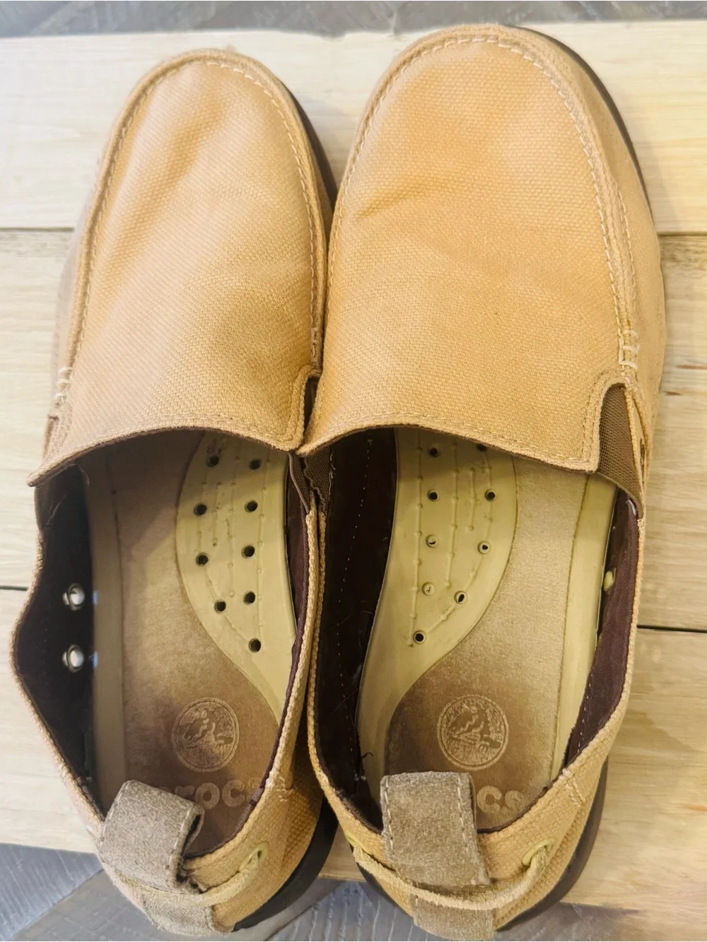 Crocs Canvas Slip On Loafers Khaki Brown Men’s Size 10 Casual Shoes
